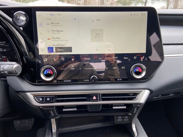 New 2026 Lexus RX 450h AWD image 18