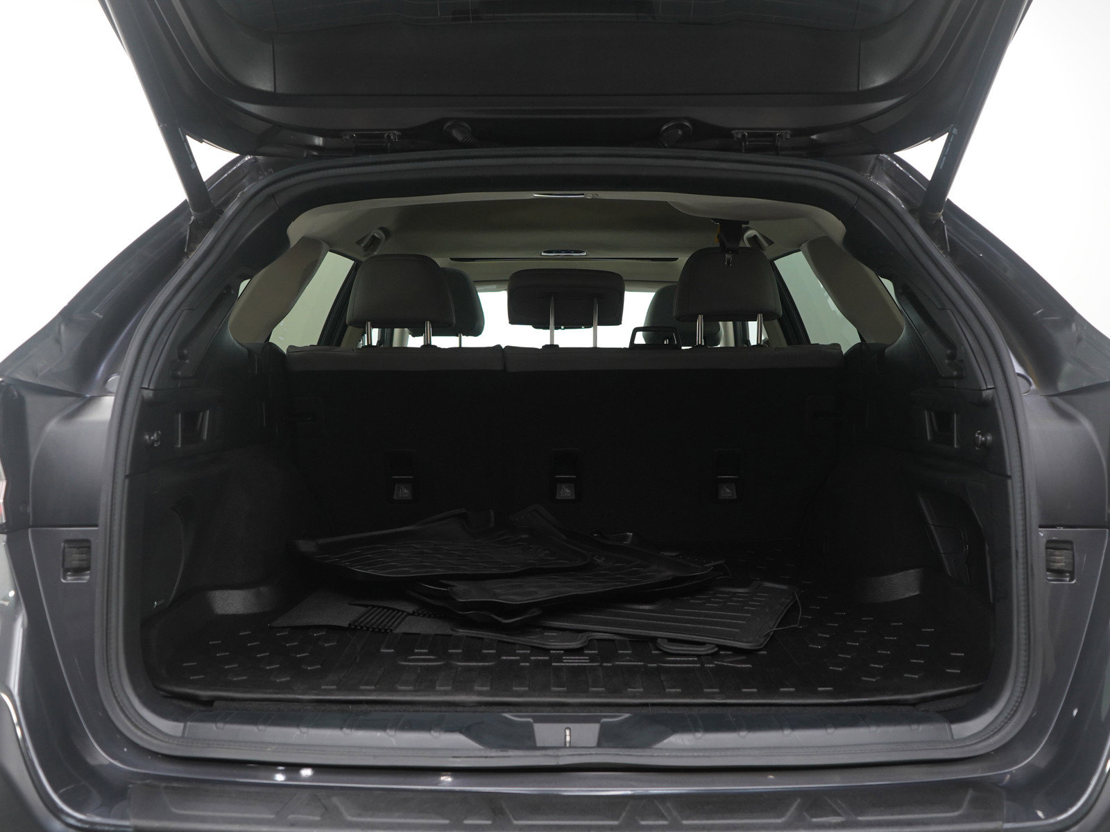 Used 2020 Subaru Outback Limited image 16