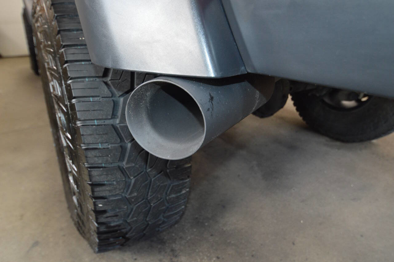 Used 2021 Jeep Gladiator Sport image 33