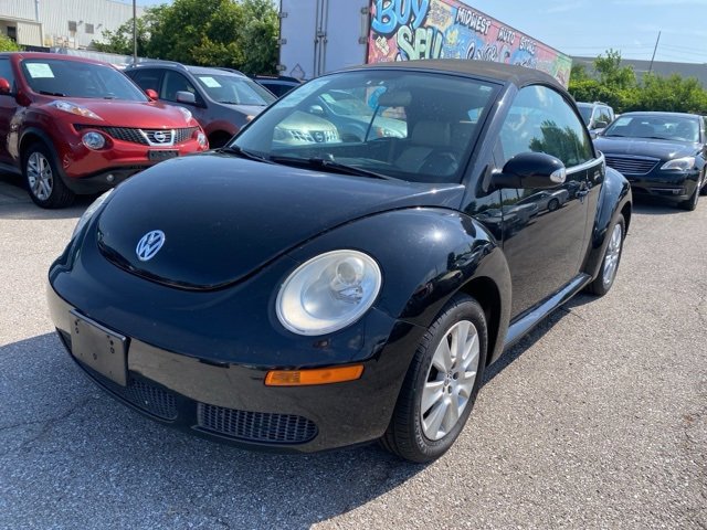 Used 2009 Volkswagen Beetle S image 3