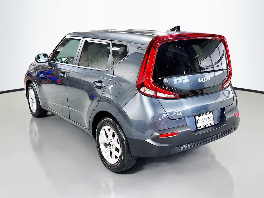 Used 2022 Kia Soul LX w/ Technology Package image 9