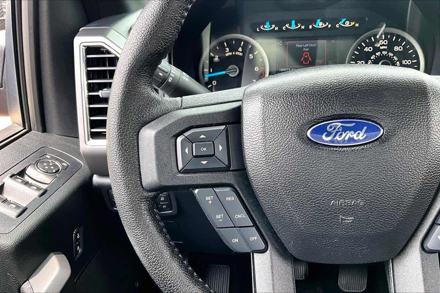 Used 2016 Ford F150 XLT w/ Equipment Group 302A Luxury AWD/4WD image 24