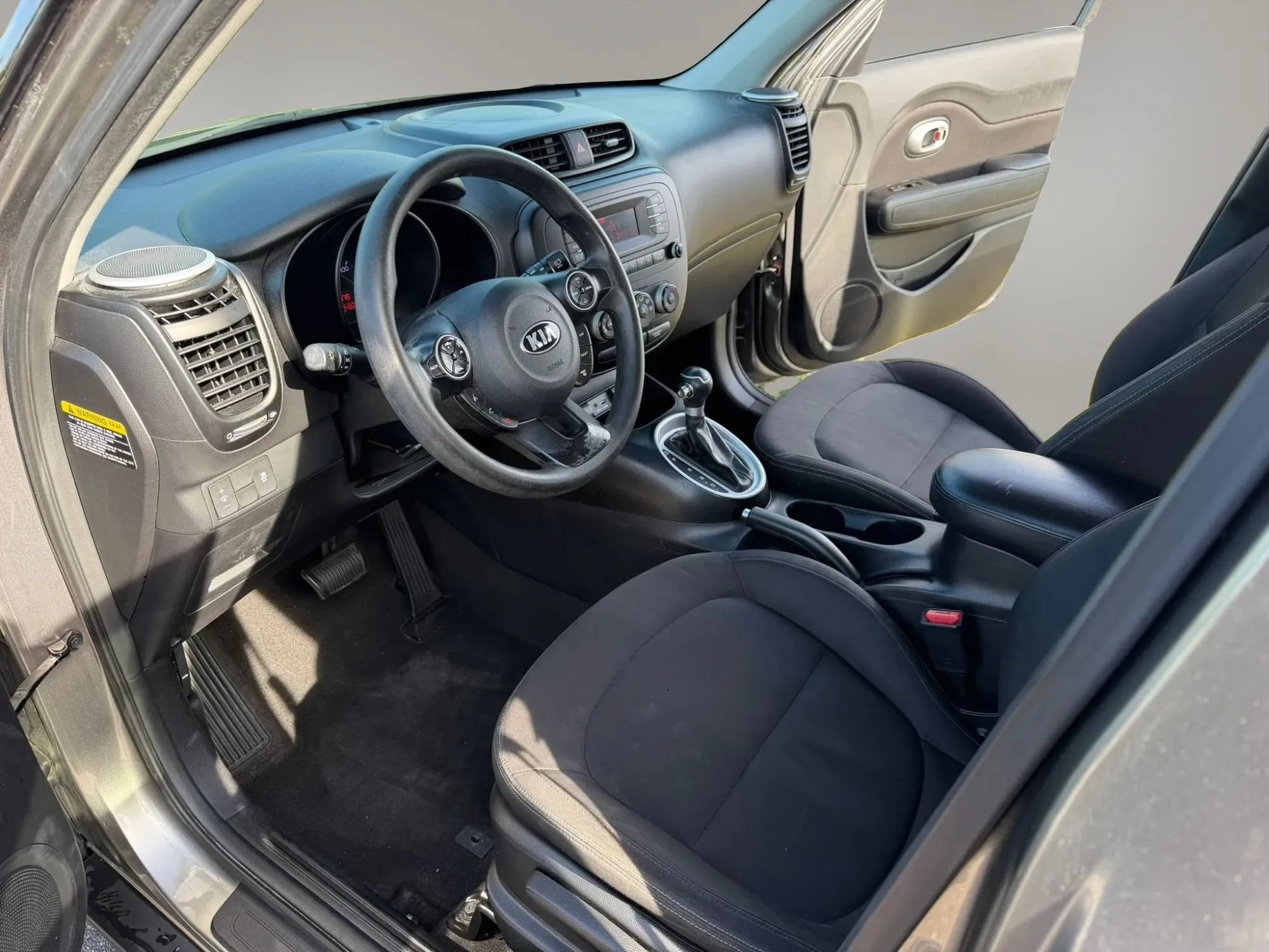 Used 2016 Kia Soul FWD image 10