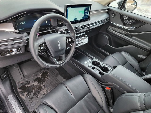 Certified 2025 Lincoln Corsair Reserve w/ Equipment Group 202A image 18