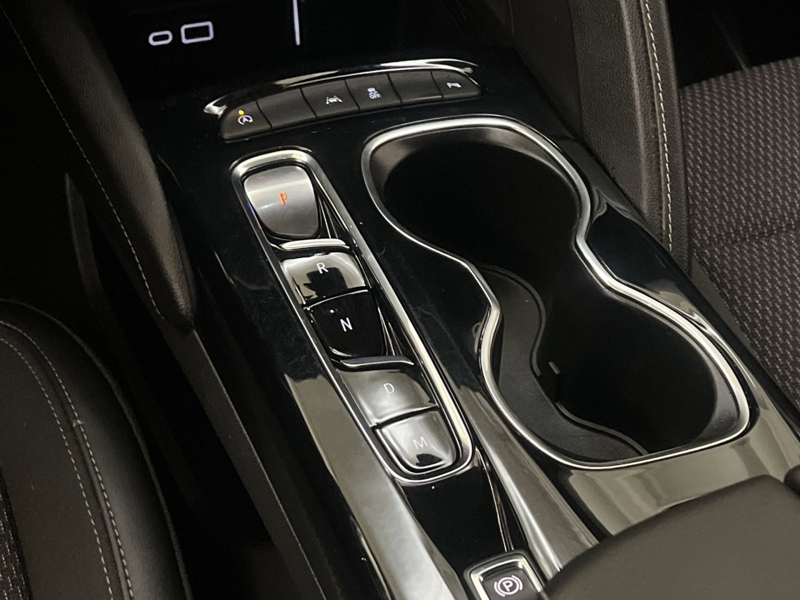 Used 2023 Buick Envision Preferred image 20