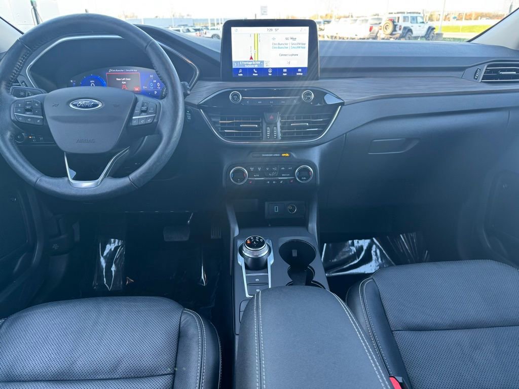 Certified 2020 Ford Escape Titanium AWD/4WD image 14