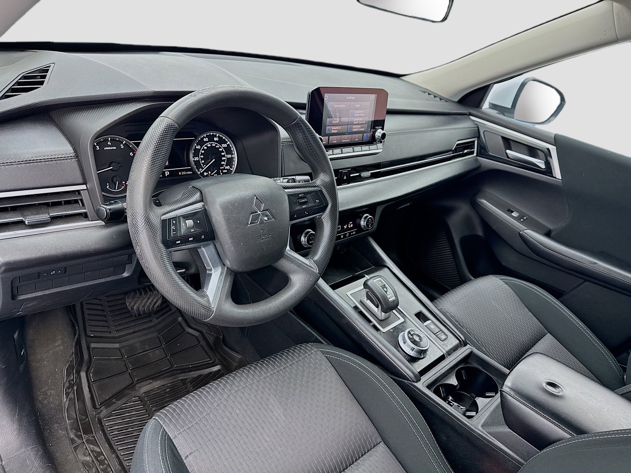 Used 2022 Mitsubishi Outlander ES image 7