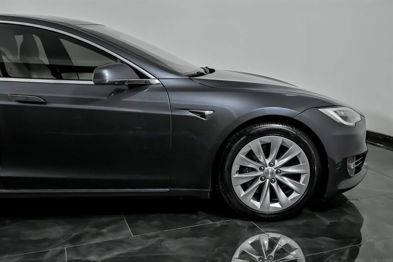 Used 2017 Tesla Model S 90D AWD/4WD image 11