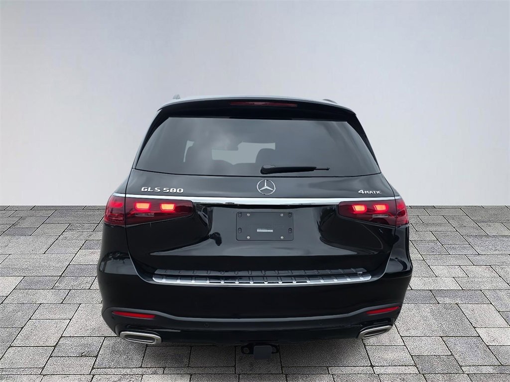 New 2026 Mercedes-Benz GLS 580 4MATIC image 6