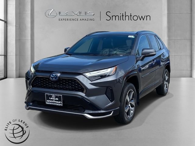 Used 2024 Toyota RAV4 SE w/ Weather & Moonroof Package AWD/4WD image 8