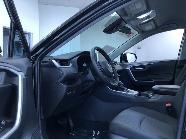 Certified 2025 Toyota RAV4 XLE image 10