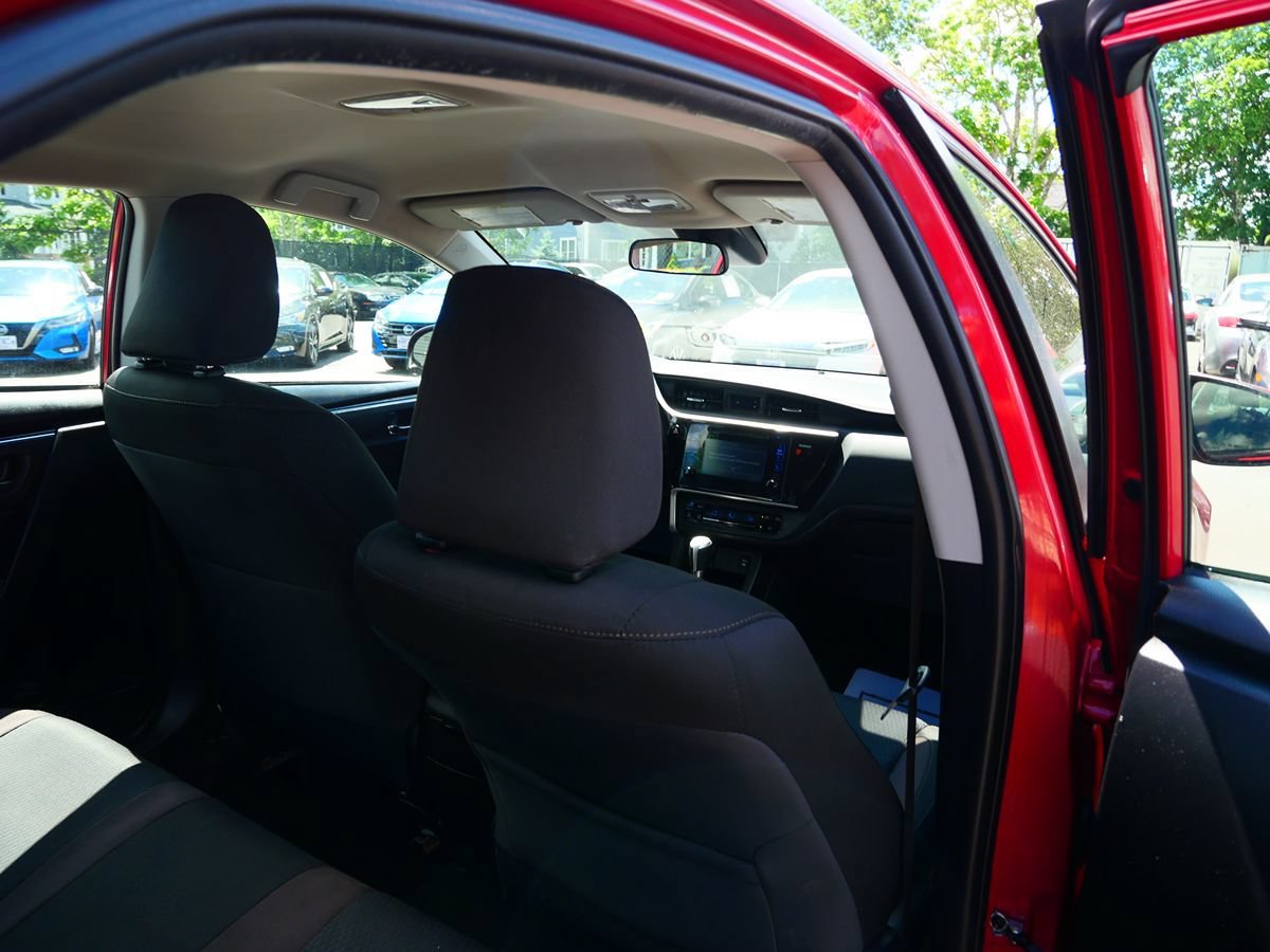 Used 2017 Toyota Corolla LE FWD image 22