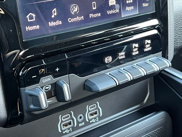 Used 2025 RAM 3500 Big Horn image 38