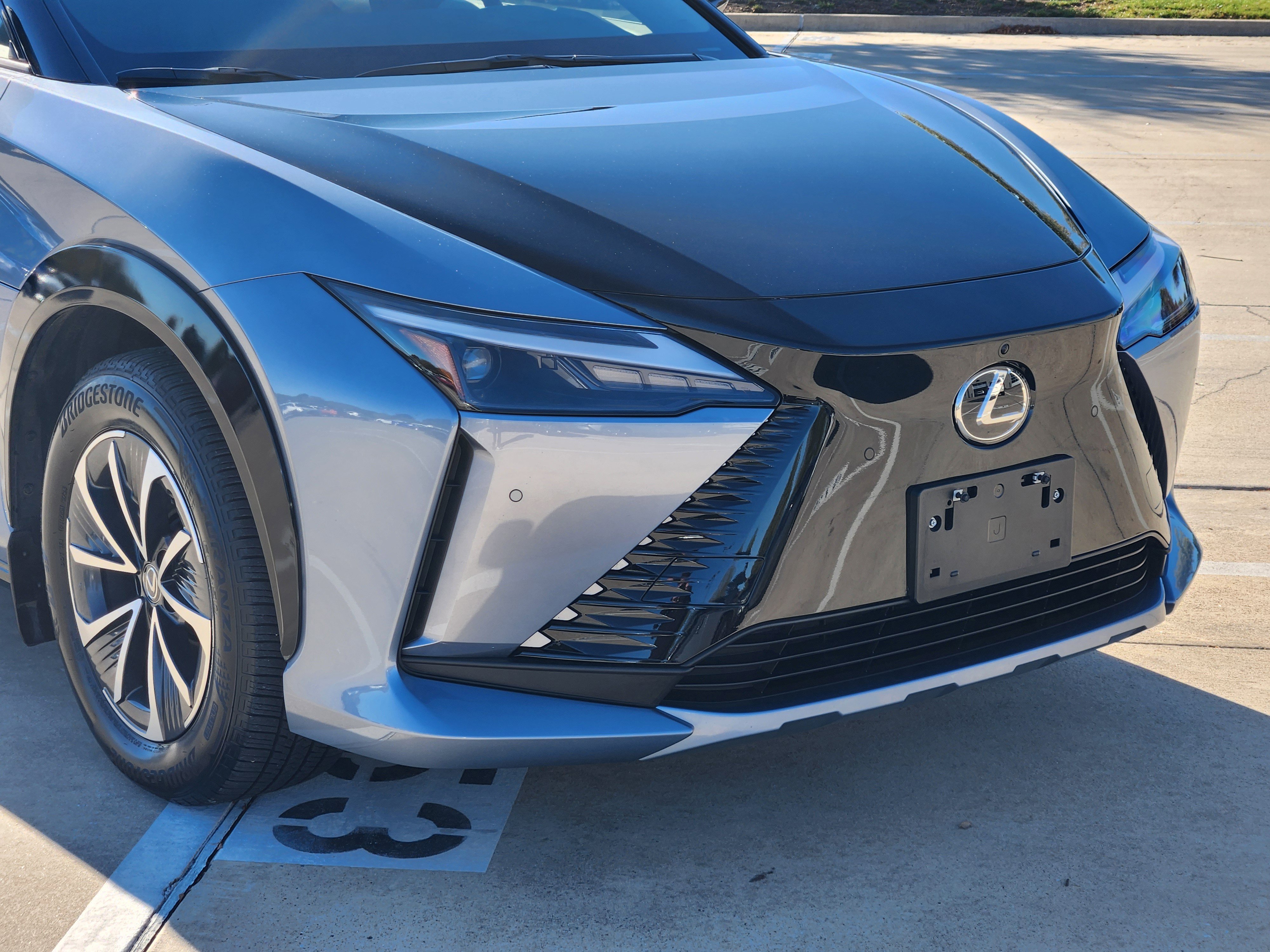 Used 2024 Lexus RZ 450e Premium image 7