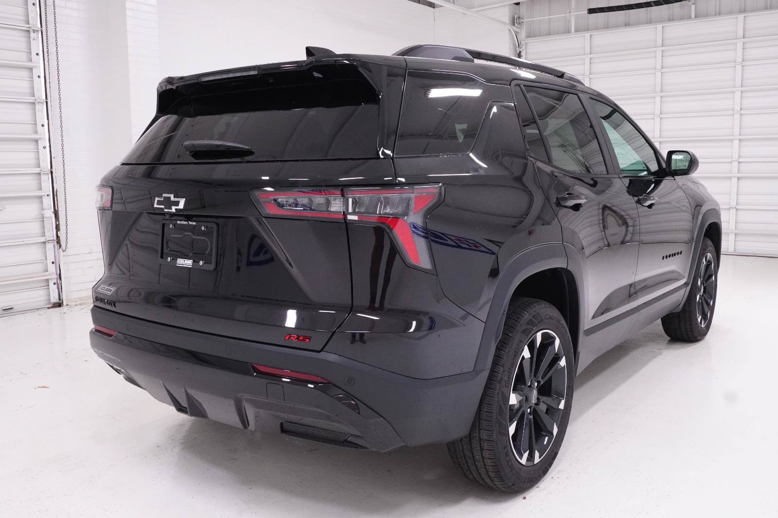 New 2027 Chevrolet Equinox RS FWD image 30