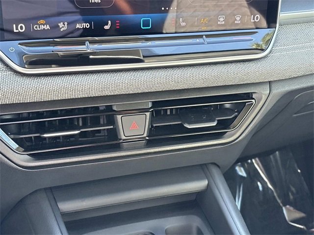 Used 2025 Volkswagen Tiguan S image 21