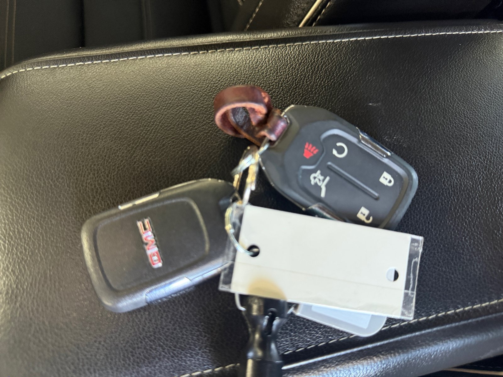 Used 2019 GMC Acadia Denali w/ Technology Package FWD image 33