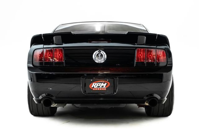 Used 2006 Ford Mustang GT image 3