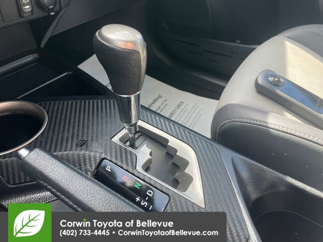 Used 2015 Toyota RAV4 Limited AWD/4WD image 15