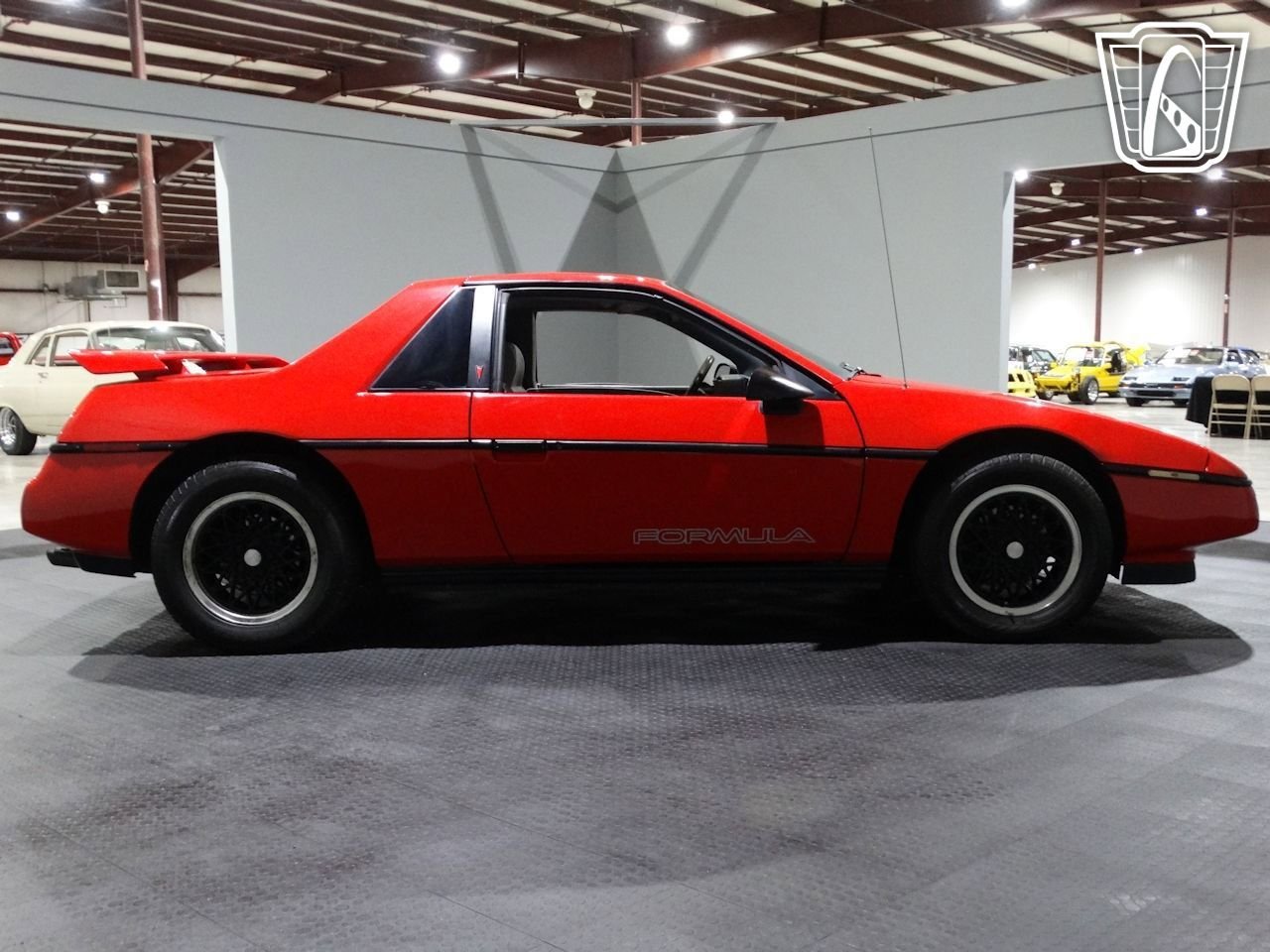 Used 1988 Pontiac Fiero image 21