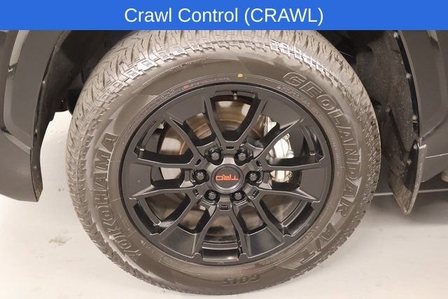 Used 2025 Toyota Sequoia Platinum AWD/4WD image 8