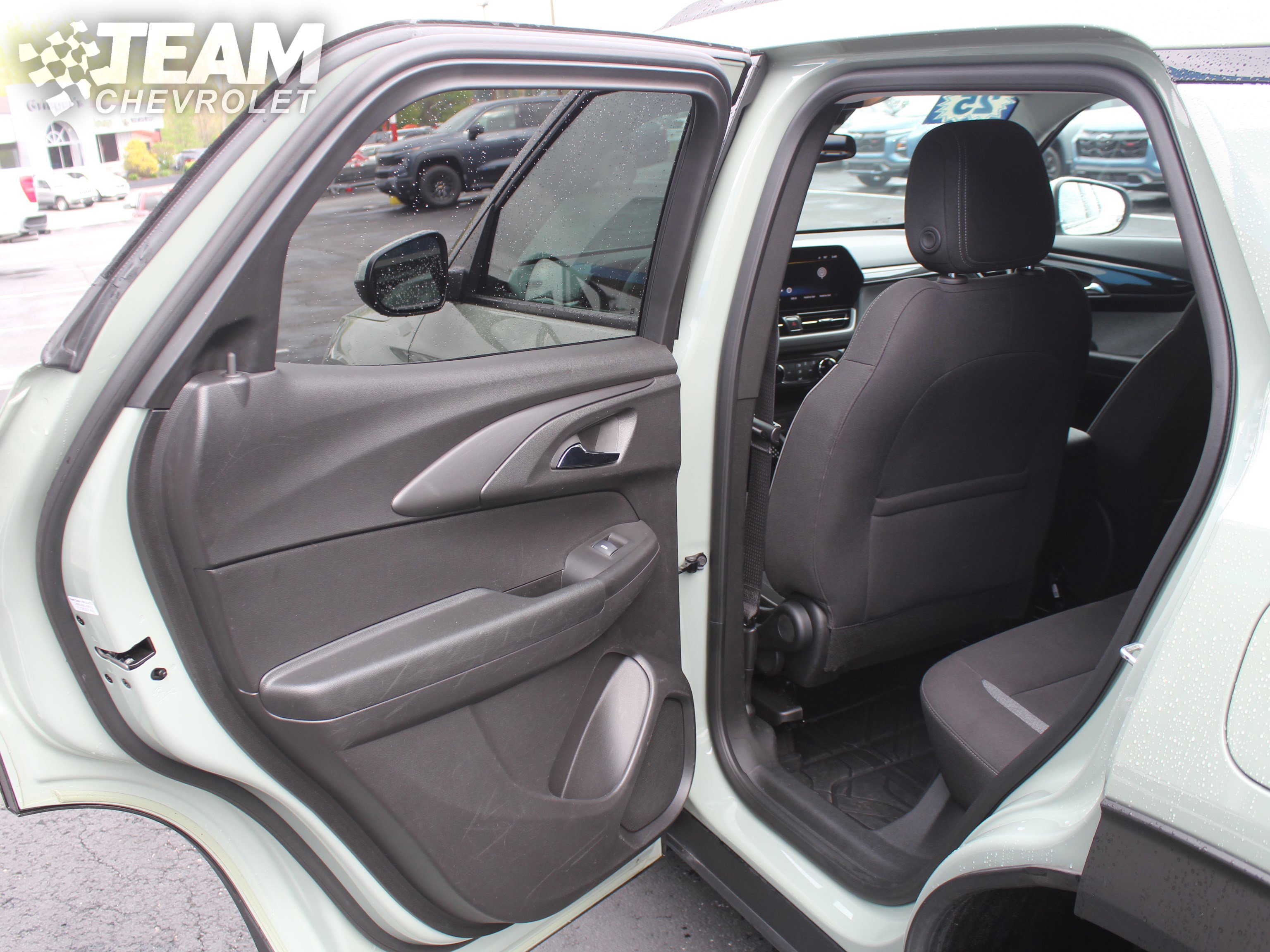 Used 2025 Chevrolet TrailBlazer LT FWD image 20