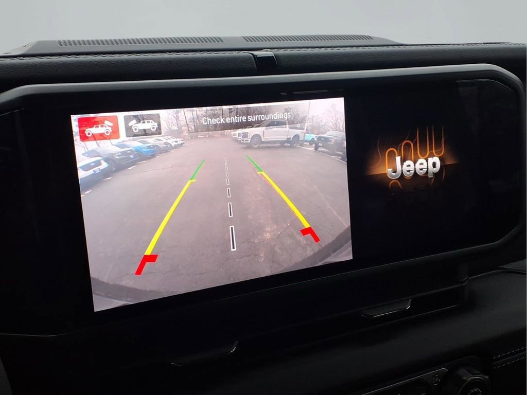 Used 2024 Jeep Wrangler High Altitude image 9