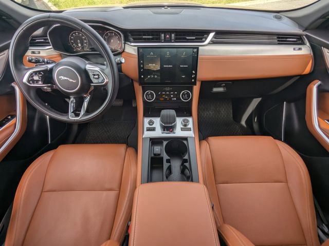 Used 2026 Jaguar F-PACE R-Dynamic S image 14