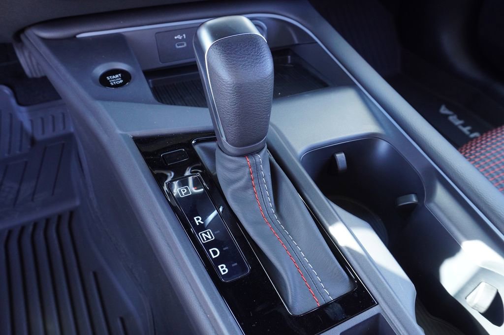 New 2026 Nissan Sentra SR image 18