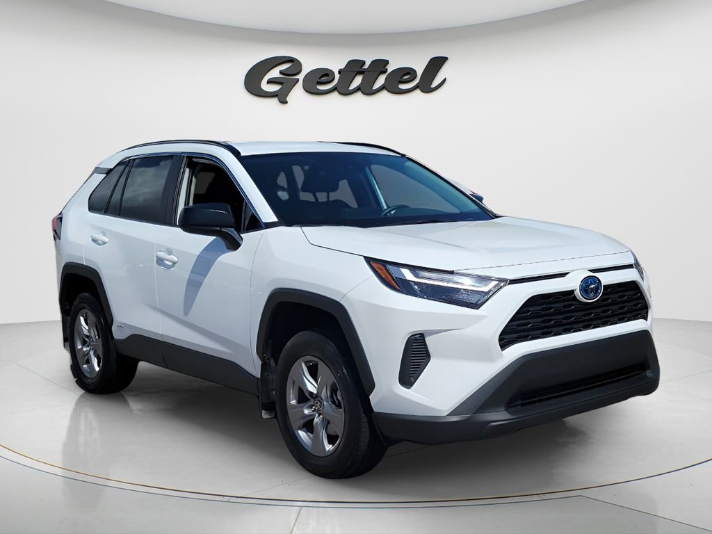 Certified 2024 Toyota RAV4 LE AWD/4WD video 2