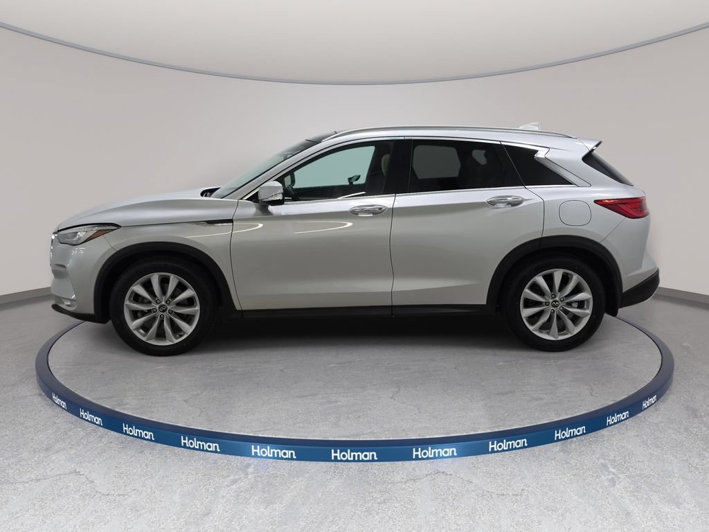 Used 2019 INFINITI QX50 Essential w/ Premium Heat Package AWD/4WD image 9