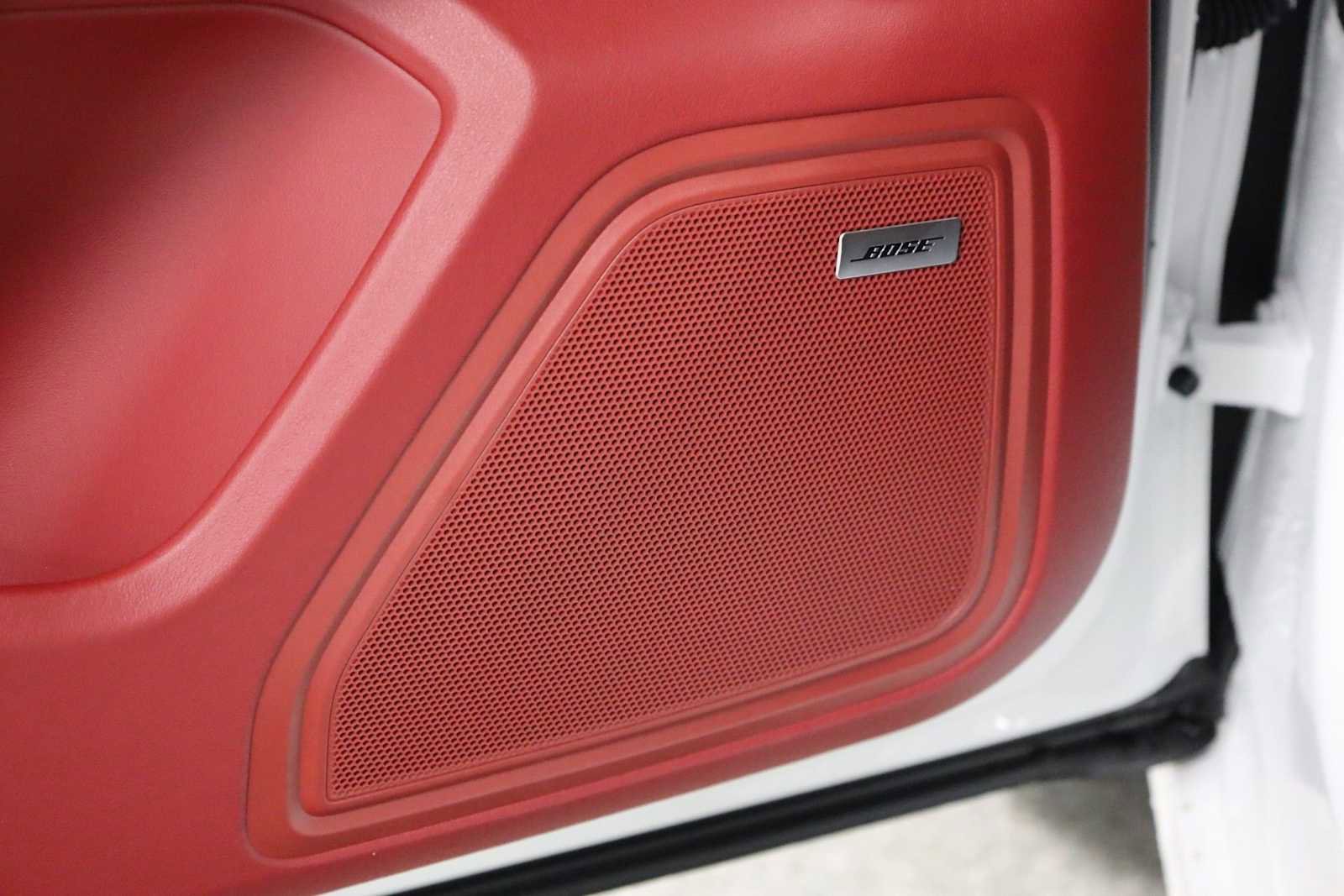 New 2026 Porsche Macan GTS image 17