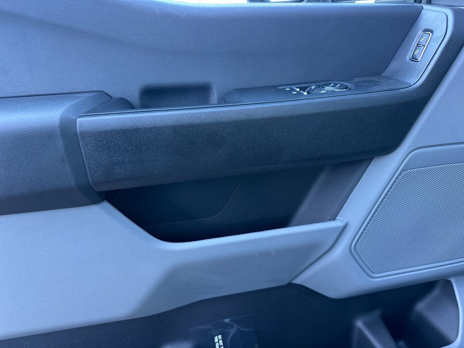 Used 2024 Ford F550 2WD Regular Cab Super Duty w/ XL Chrome Package image 12