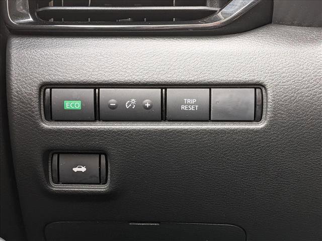 Used 2025 Nissan Sentra SV FWD image 15