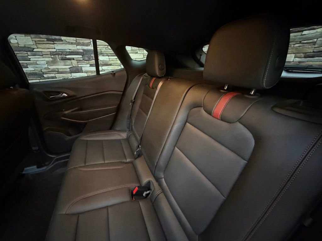 Used 2024 Chevrolet Trax RS w/ Sunroof Package image 28