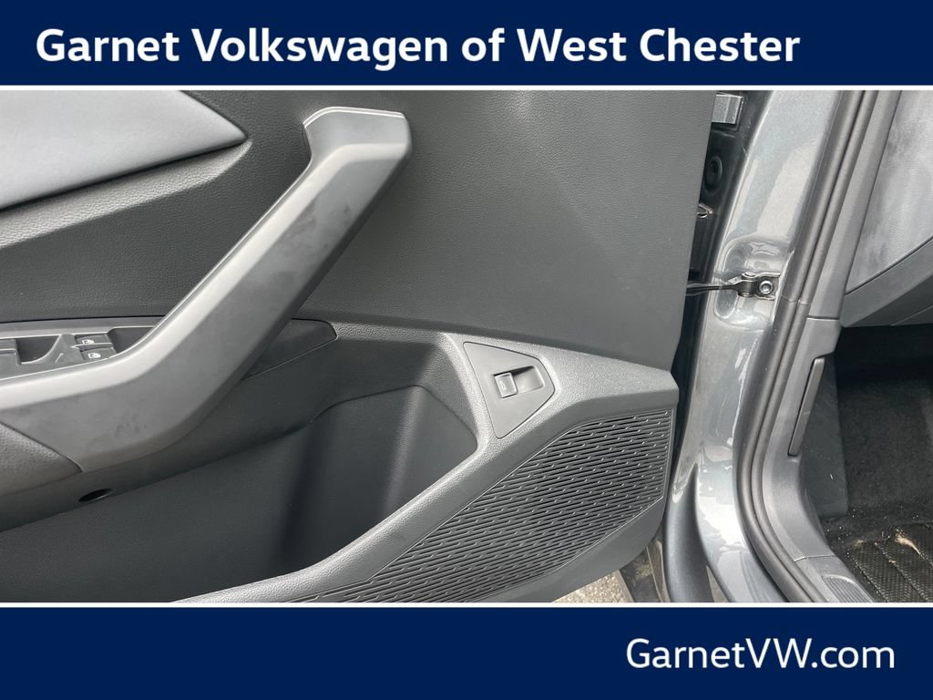 New 2026 Volkswagen Jetta SE FWD image 7