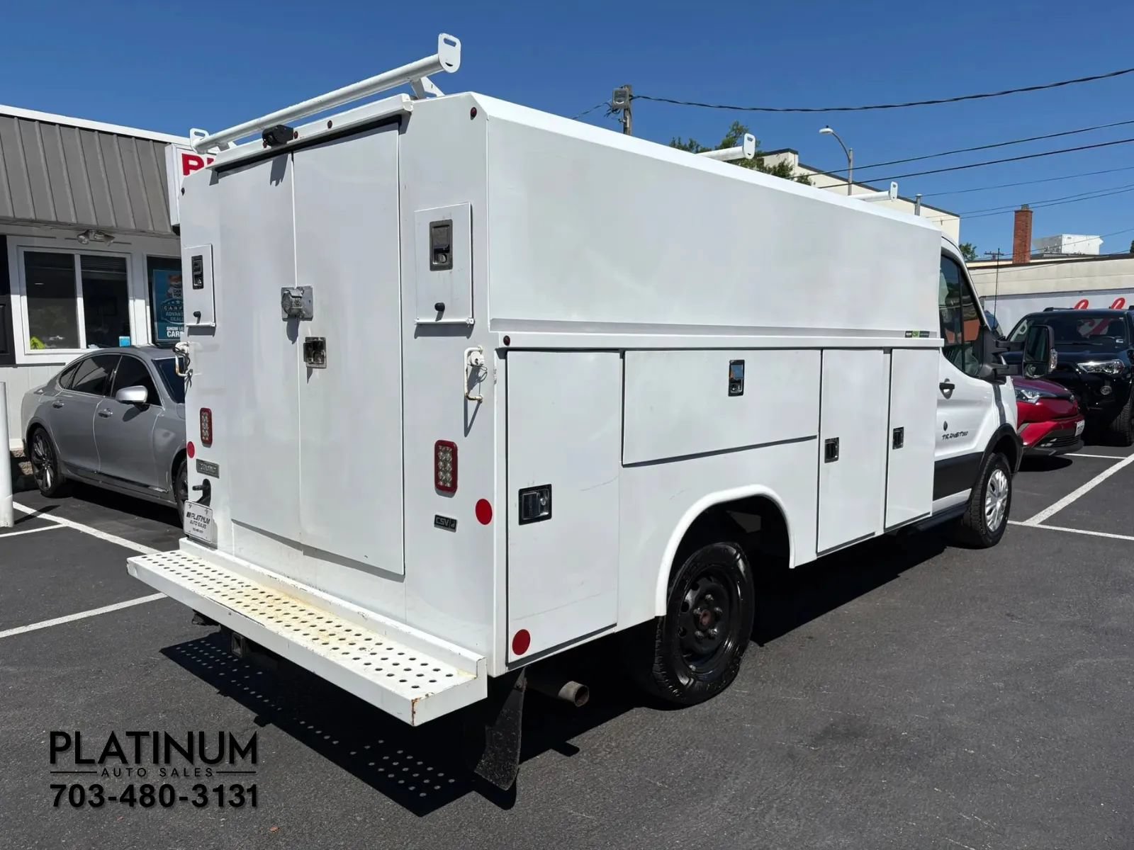 Used 2019 Ford Transit 350 138 w/ Interior Upgrade Package RWD image 5