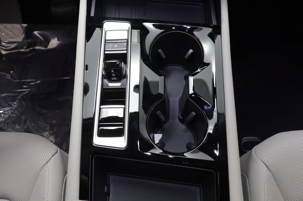 New 2026 Volkswagen Atlas SE AWD/4WD image 13