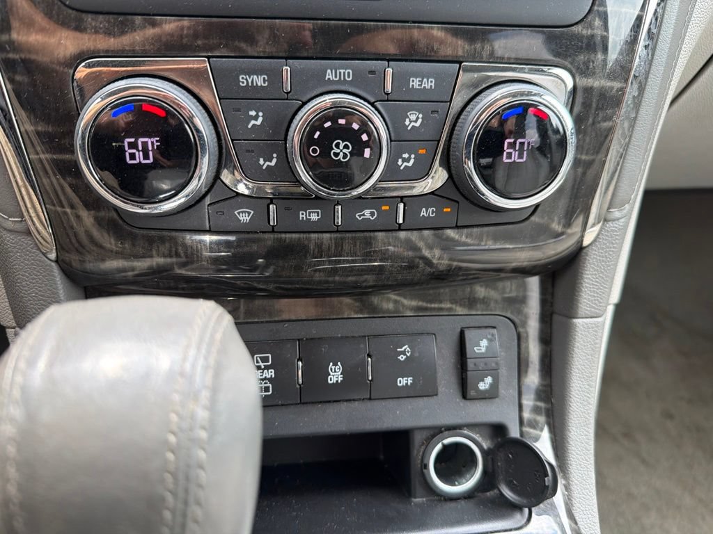 Used 2013 Buick Enclave Leather AWD/4WD image 24