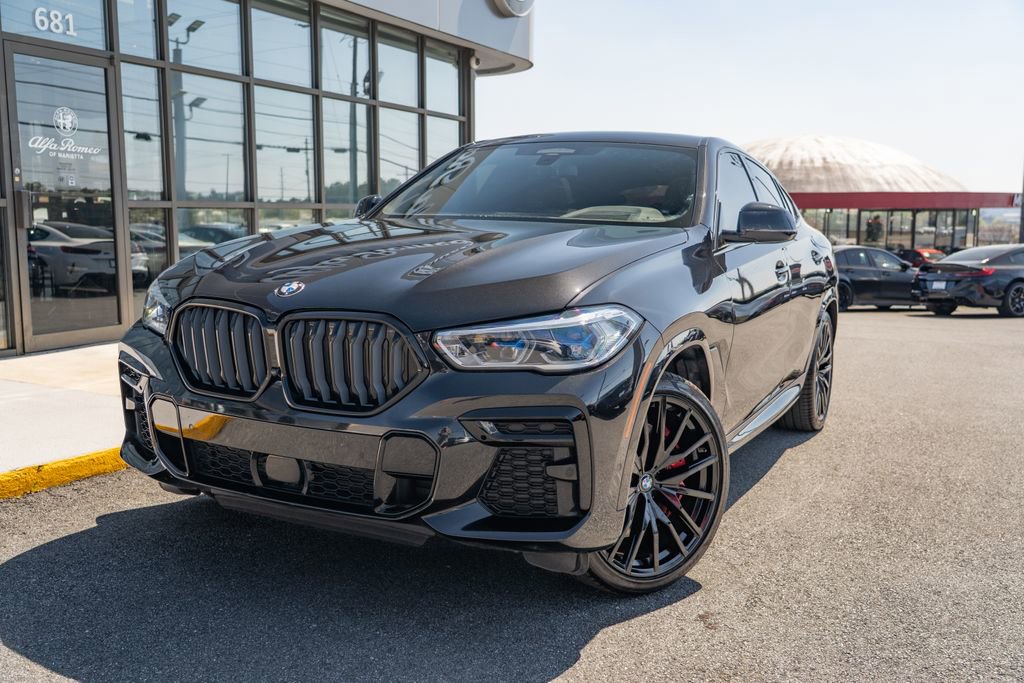 Used 2023 BMW X6 M50i w/ Executive Package image 2
