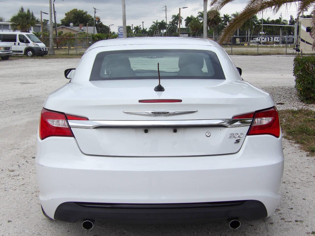 Used 2012 Chrysler 200 S image 7