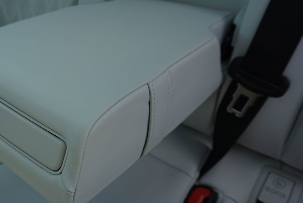 New 2026 Mercedes-Benz E 450 4MATIC All-Terrain Wagon image 52