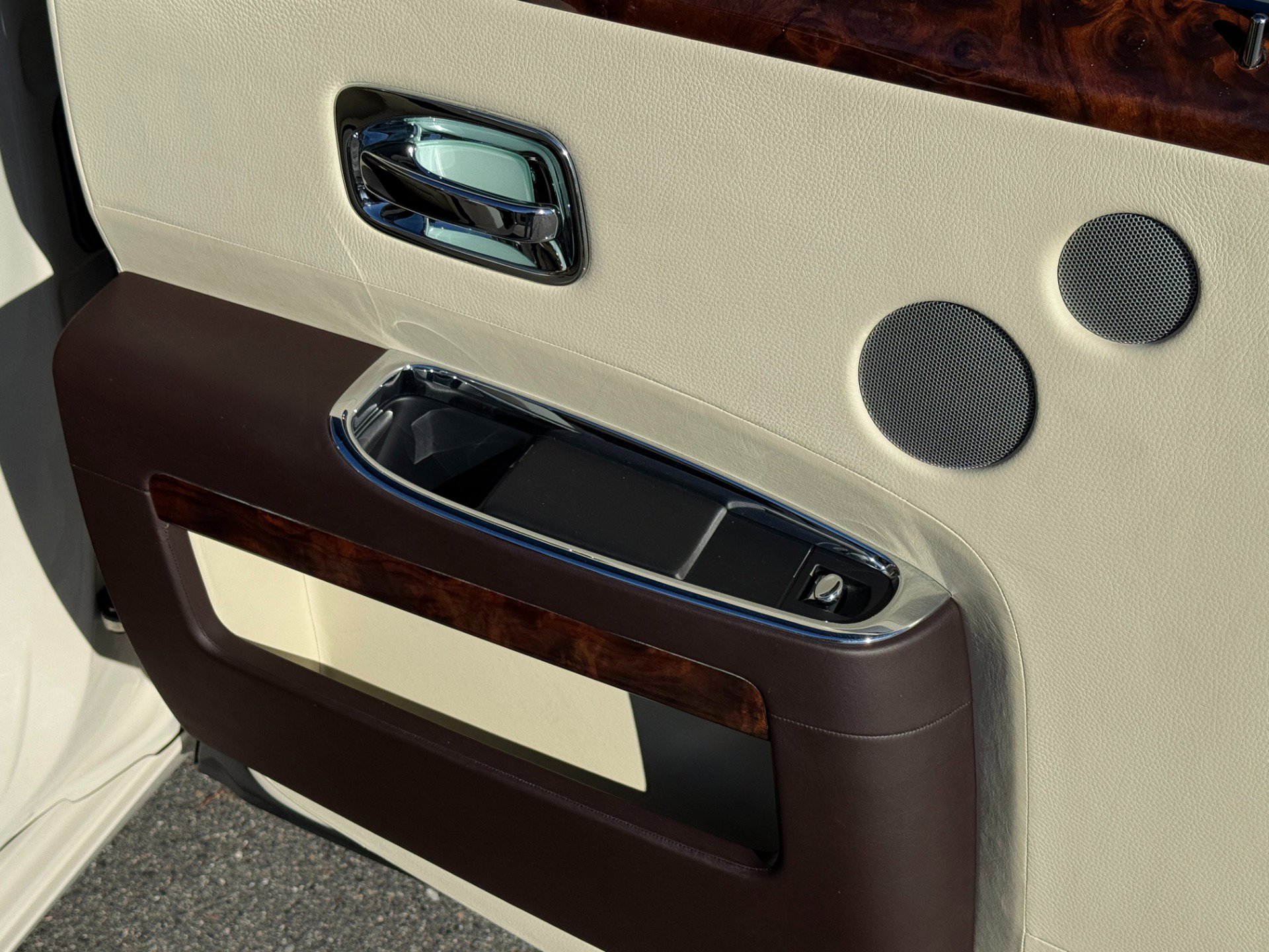 Used 2013 Rolls-Royce Ghost image 50