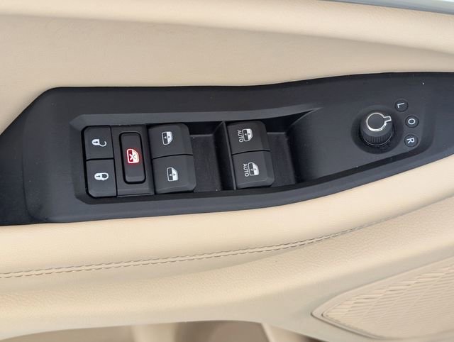 Used 2024 Jeep Grand Cherokee Limited image 12