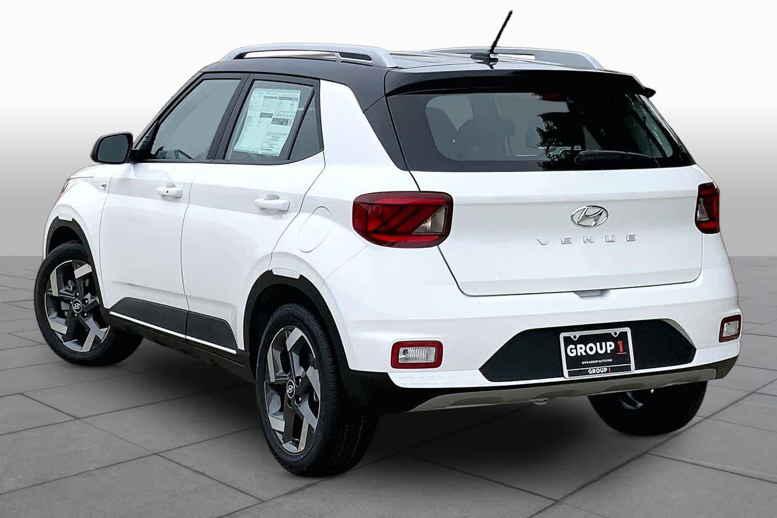 New 2026 Hyundai Venue SEL FWD image 12