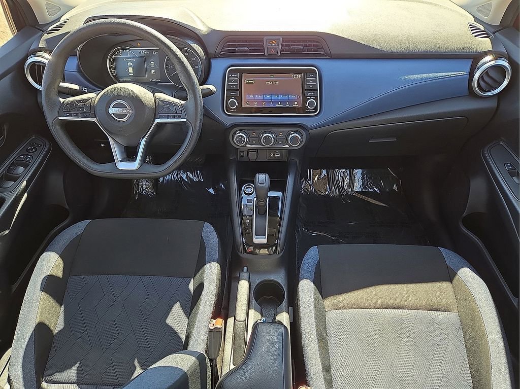 Used 2025 Nissan Versa SV image 16