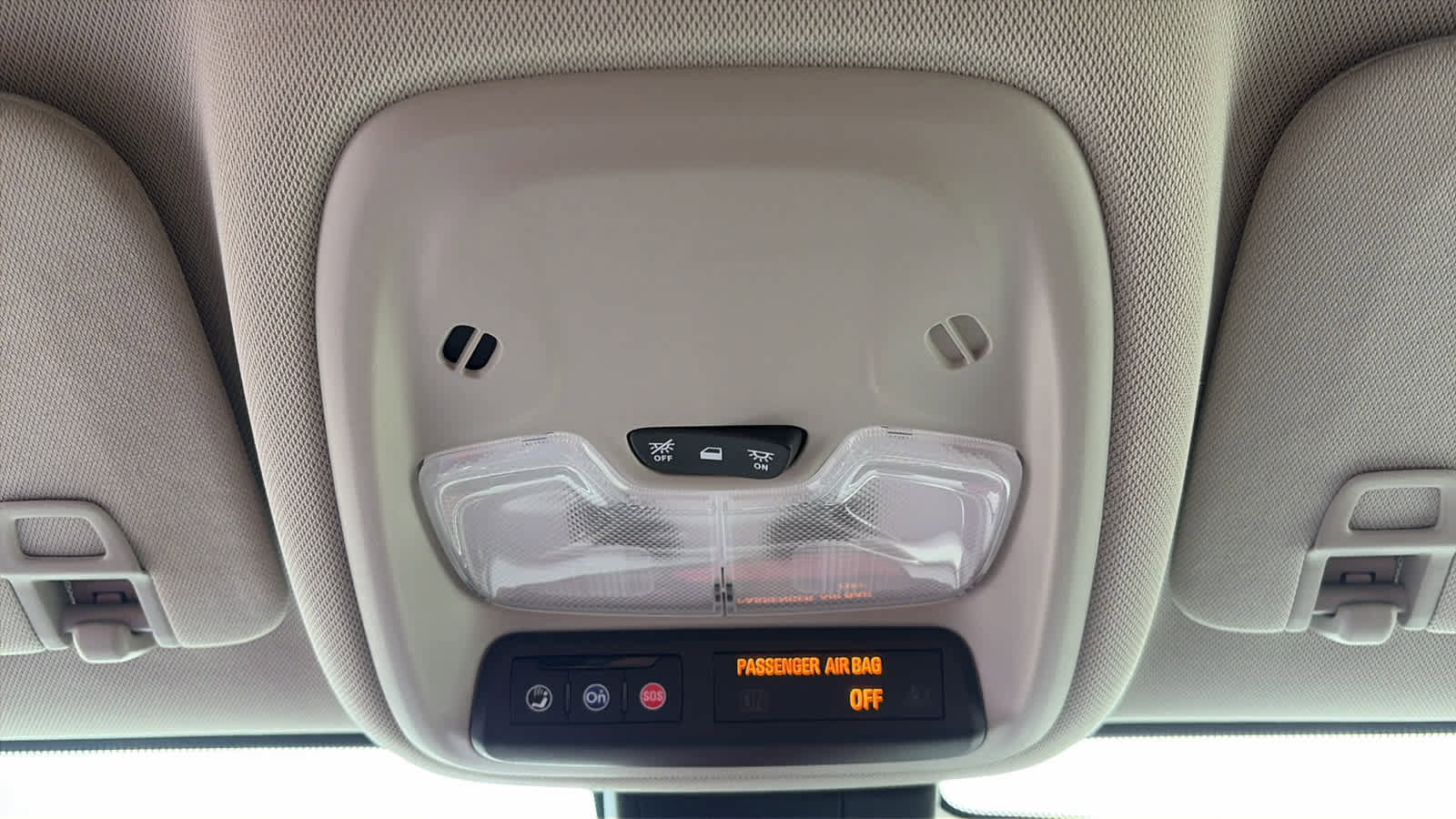 Used 2023 Buick Encore GX Select w/ Sport Touring Package image 19