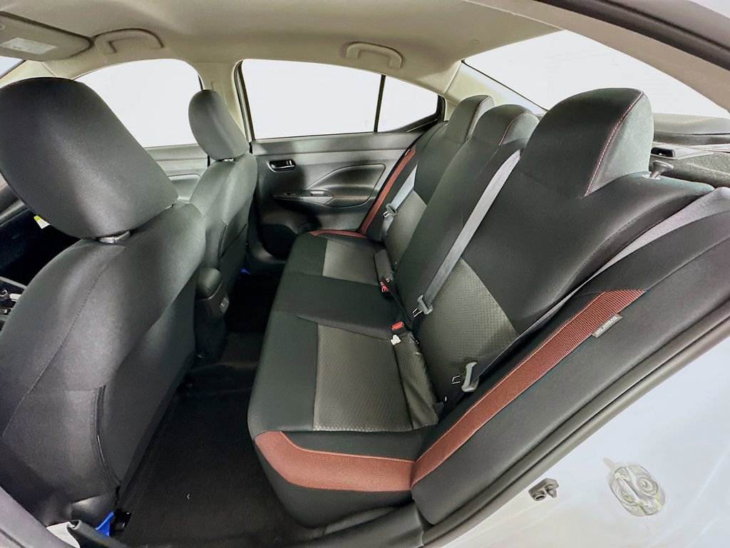 New 2025 Nissan Versa SR w/ Trunk Package image 30