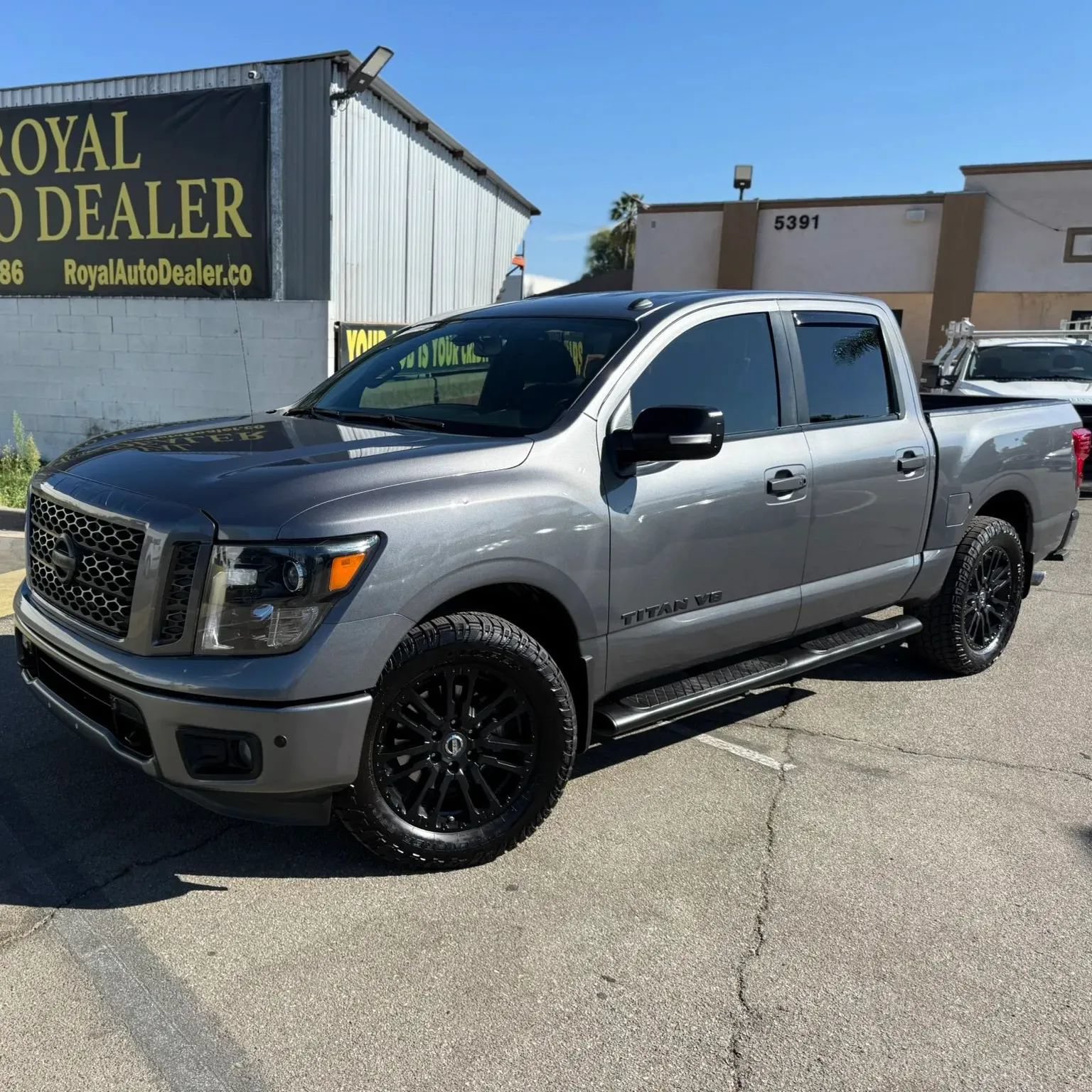 Used 2019 Nissan Titan SV w/ SV Convenience Package