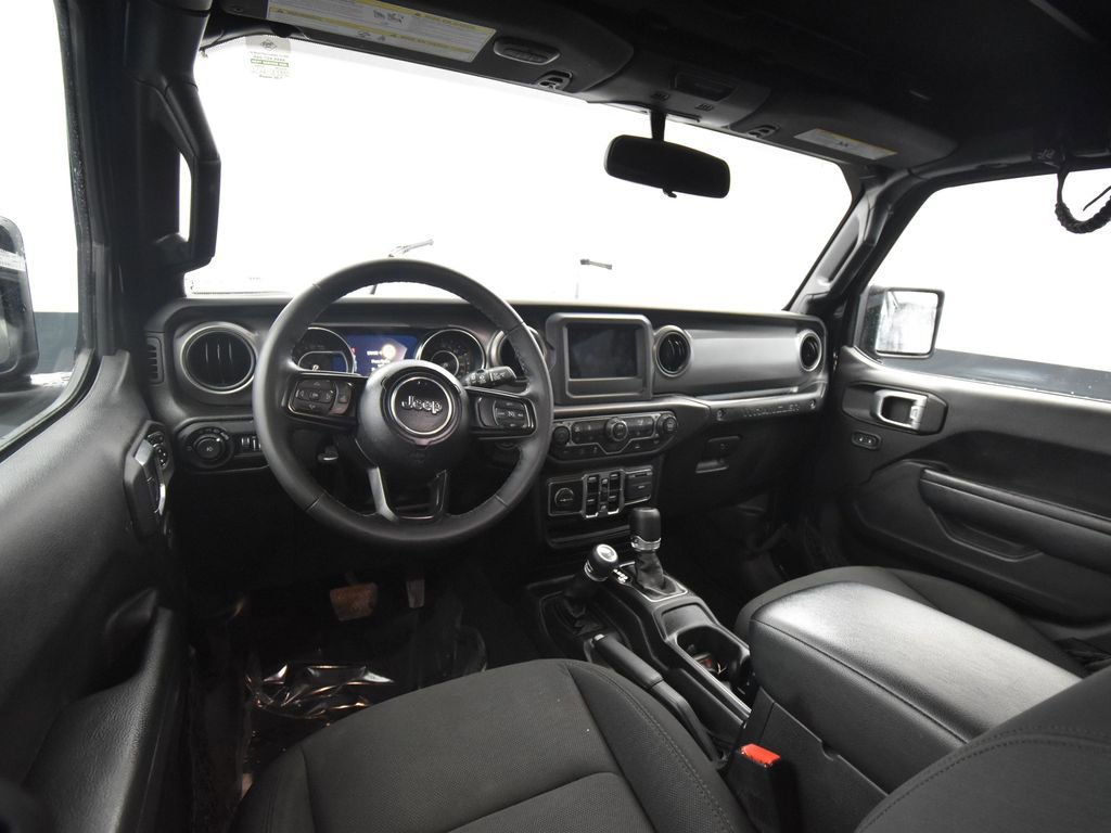 Used 2022 Jeep Wrangler Unlimited Sport image 9